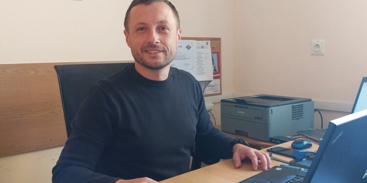 Stalowa Wola: Policjant uratował dziecko