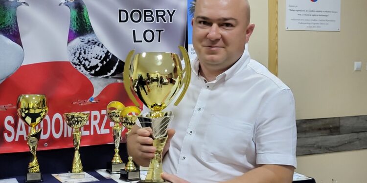 Gorzyce. Hodowcy gołębi pocztowych podsumowali sezon lotów
