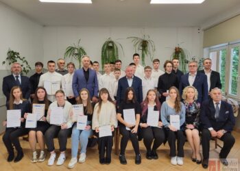 Gorzyce. Nagrodzili najlepszych uczniów
