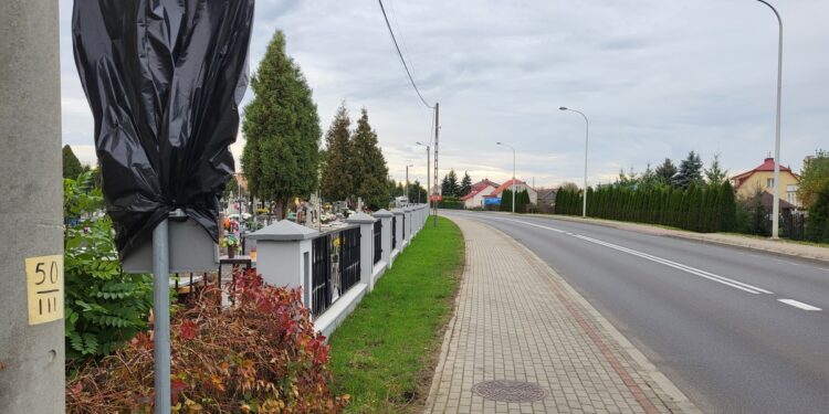 Tarnobrzeg. W drodze na cmentarze