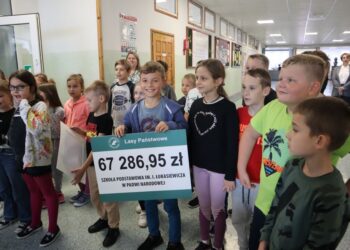 Padew Narodowa: Laureaci konkursu 'Klasa z drewna’.