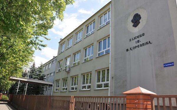 Mielec: 11 mln złotych na budowę hali przy II LO