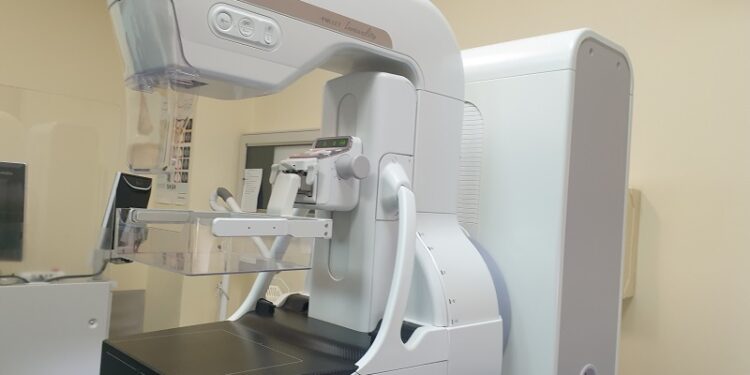 Tarnobrzeg. W szpitalu badania obrazowe  piersi nowoczesnym mammografem