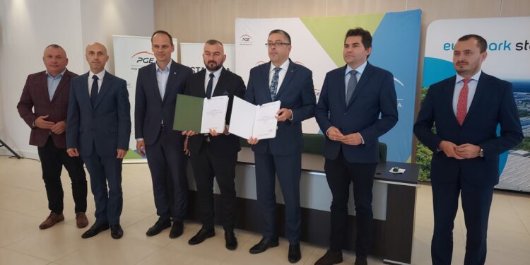 Stalowa Wola: Umowa na dofinansowanie przebudowy sieci energetycznej na potrzeby Parku Inwestycyjnego podpisana