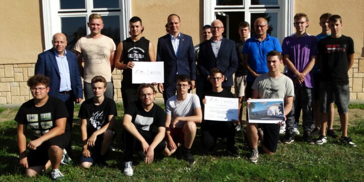 Rudnik nad Sanem: W Zespole Szkół powstanie Hala Sportowa