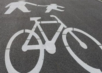 Rzeczyca Okrągła: Ruszyła budowa brakującego fragmentu ścieżki pieszo rowerowej przy drodze wojewódzkiej