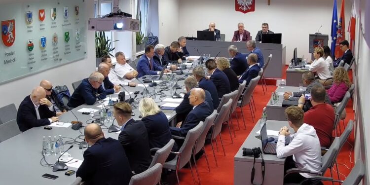 Mielec: Radni wycofali  stanowisko…