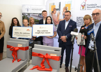 Stalowa Wola: Szpital wzbogacił się o 10 łóżek dla rodziców dzieci leczonych na oddziałach