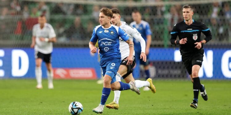 Mielec: Warszawa… piłkarsko  zdobyta