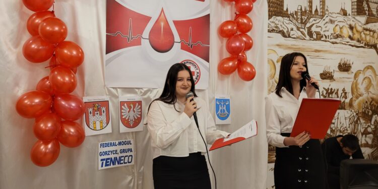 Sandomierz: 65-lecie Honorowego Krwiodawstwa PCK.