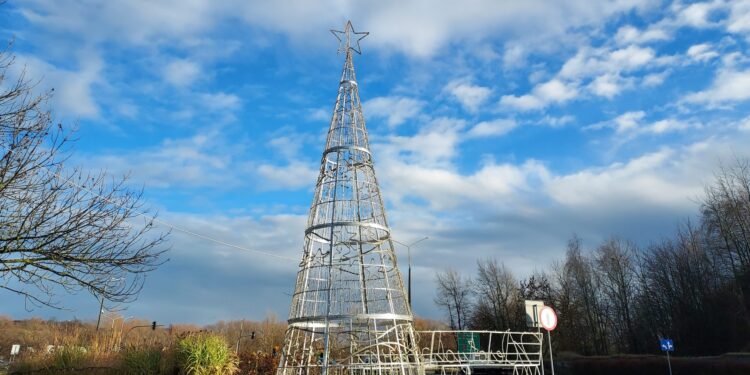 Sandomierz: Będą nowe iluminacje świąteczne.