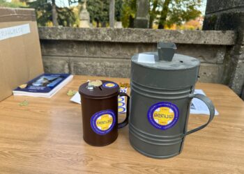 Sandomierz: Chętnie dają pieniądze na ratowanie zabytkowych nagrobków.