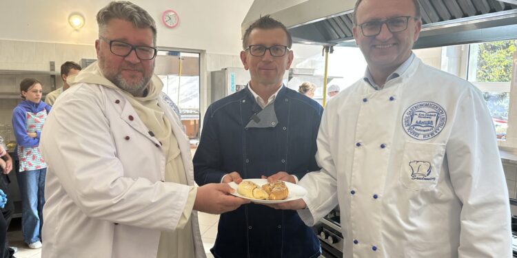 Sandomierz: Czterech Marcinów piekło świętomarcińskie rogale.