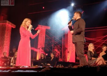 Tarnobrzeg. Inne spojrzenie na Święto Niepodległości. Piękny koncert w TDK