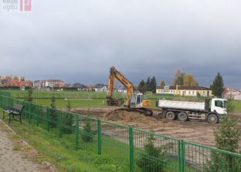 Tarnobrzeg. To będzie pełnowymiarowe boisko ze sztuczną nawierzchnią