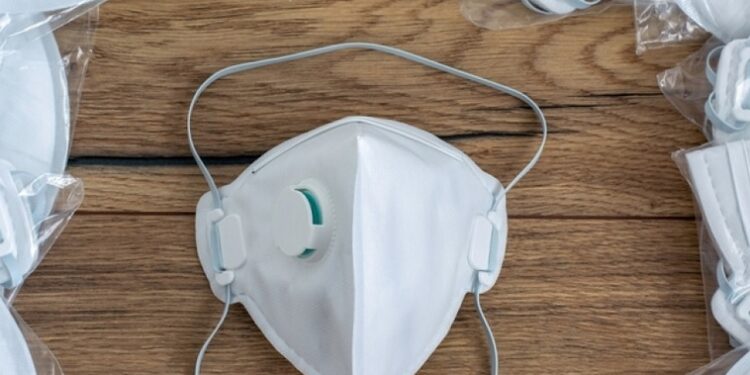 Mielec: Czy w szpitalu powróci obowiązek noszenia maseczek ?