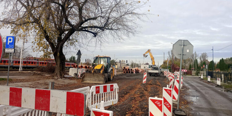 Stalowa Wola: Ruszyła rozbudowa ulicy Dąbrowskiego