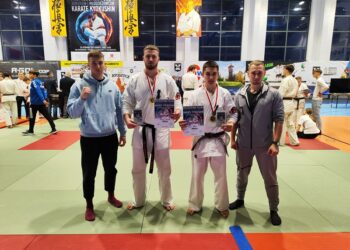 Tarnobrzeg. Mistrzostwo Polski dla dwóch zawodników z Klubu Kyokushin Karate