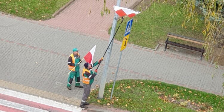 Tarnobrzeg. Ulice w bieli i czerwieni