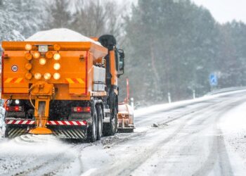 Mielec:  Czy musimy odśnieżać chodniki?