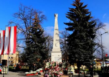 Mielec: Świętujemy 105. rocznicę odzyskania przez Polskę Niepodległości