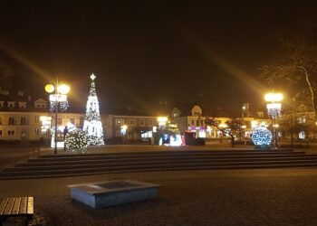 Tarnobrzeg. Niebawem rozpocznie się montaż świetlnych ozdób świątecznych