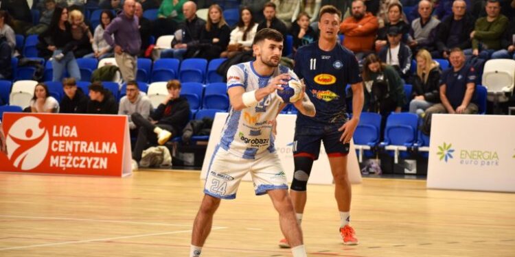 Mielec: W daleką podróż po wygraną…