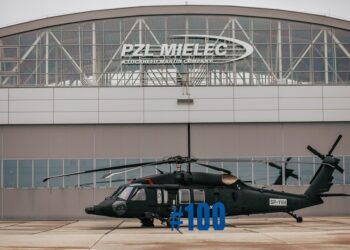 Mielec: PZL Mielec dostarczyły setny śmigłowiec Black Hawk