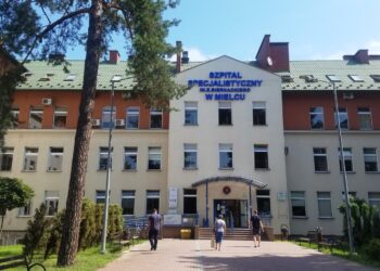 Mielec: Szpital powraca do noszenia maseczek