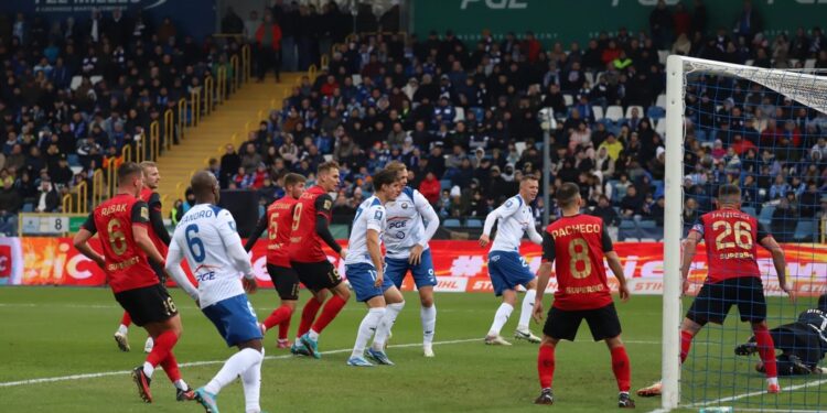 Mielec: Ze zwycięstwem u siebie …..