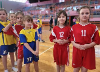 Sandomierz: „Mikołajki z MOSiR-em”.