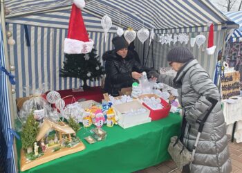 Tarnobrzeg. Udany Kiermasz Bożonarodzeniowy