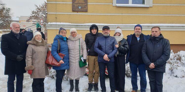 Tarnobrzeg. Odsłonięto tablicę poświęconą pionierom związanym z siarką