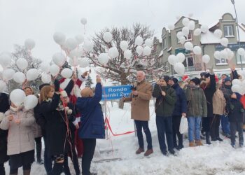 Tarnobrzeg. Rondo „Choinki Życzeń” oficjalnie otwarte