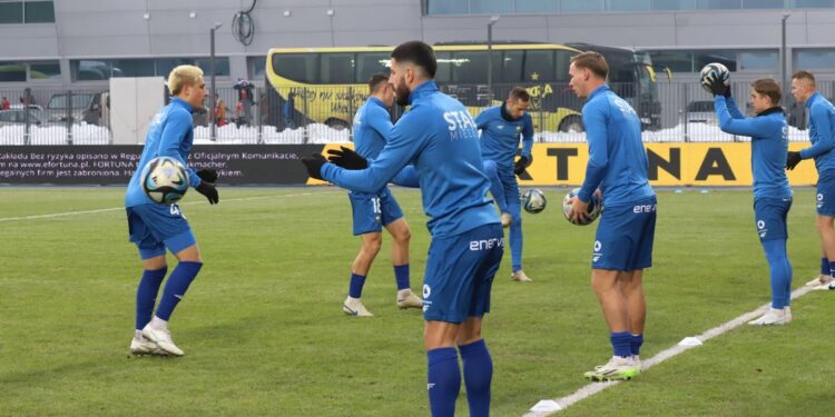 Mielec:  O wyniku spotkania zadecyduje murawa?