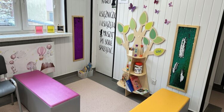 Połaniec. W przychodni zdrowia powstały kąciki zabaw dla dzieci