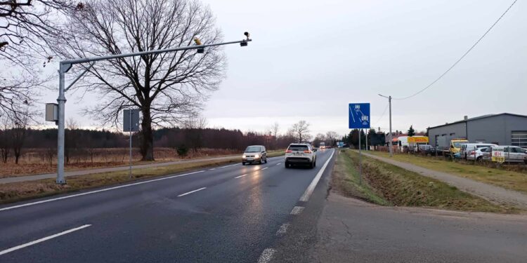 Nowa Dęba. Odcinkowy Pomiar Prędkości już działa