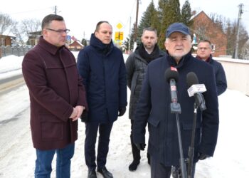 Kłyżów: Podsumowali przebudowę drogi