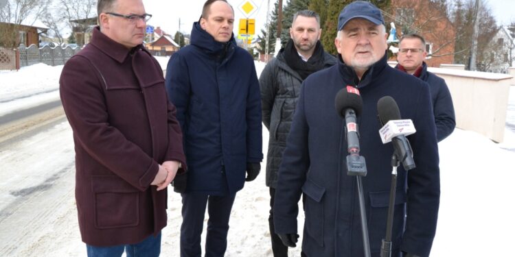 Kłyżów: Podsumowali przebudowę drogi