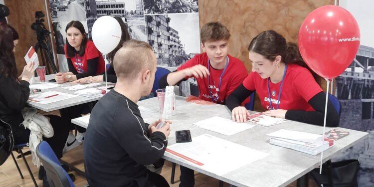 Tarnobrzeg. Zarejestrowali się w bazie DKMS i właśnie podarowali komuś życie