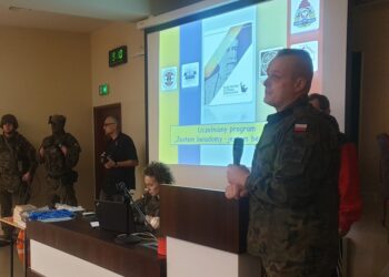 Tarnobrzeg. Przestrzegajmy dzieci. Ziemia wciąż wyrzuca niewybuchy