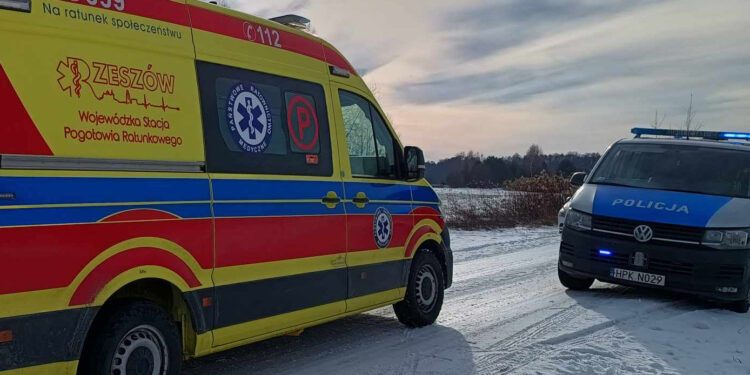 Zarzecze: Podczas prac przy wymianie pieca doszło do poparzenia mężczyzny.