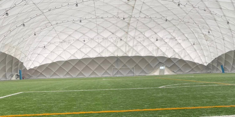 Stalowa Wola: Hala pneumatyczna na PCPN już po odbiorze przez nadzór budowlany