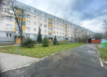 Stalowa Wola: Przetarg na przebudowę terenu przy ulicy Siedlanowskiego 2 za drogi