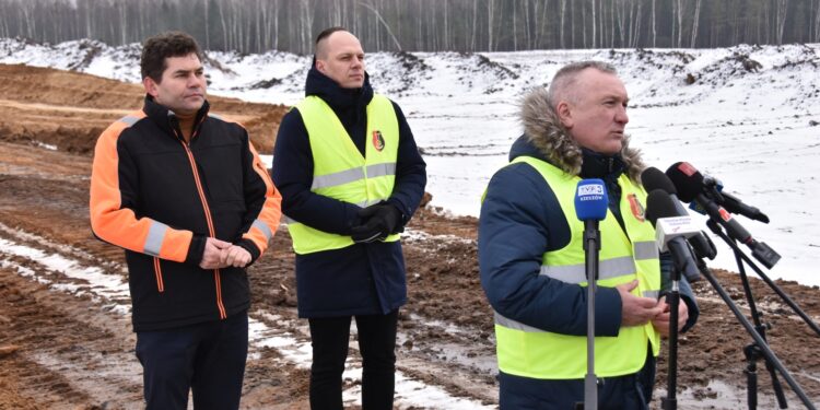Stalowa Wola: Ruszyła budowa dróg gminnych na terenie Parku Inwestycyjnego