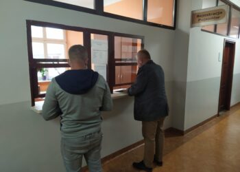 Tarnobrzeg. W Starostwie nie ma kolejek do rejestracji aut