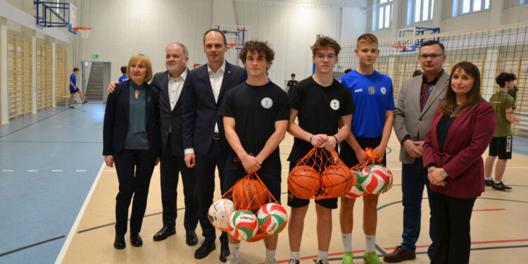 Stalowa Wola: Powiat podsumował inwestycje w szkołach