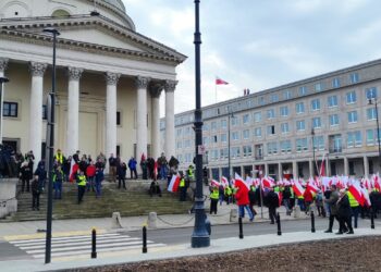 Region. Rolnicy z regionu na proteście w Warszawie