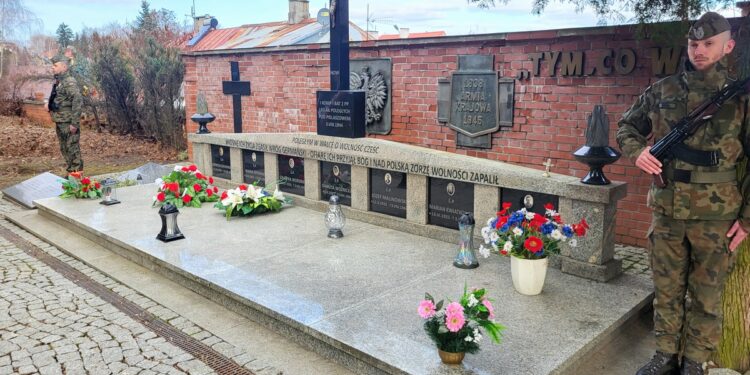 Sandomierz. Uczcili 82. rocznicę sformowania Armii Krajowej