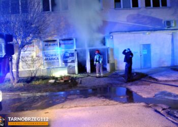 Tarnobrzeg. Pożar w budynku na Sienkiewicza
